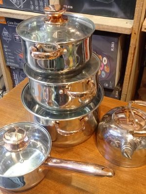 Stainless steel cookware set with kettle